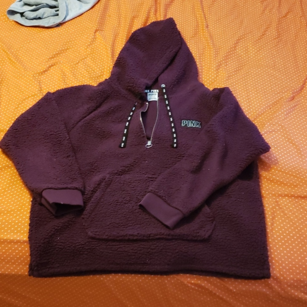 Good condition pullover
